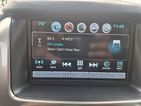 Used 2018 Chevrolet Suburban Premier image 34