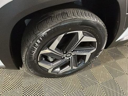 Used 2024 Hyundai Tucson Limited AWD/4WD image 10