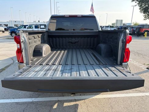 Used 2021 Chevrolet Silverado 1500 RST AWD/4WD image 12