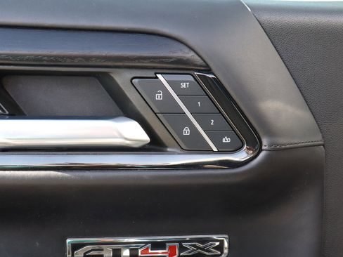 Used 2023 GMC Sierra 1500 AT4X image 20