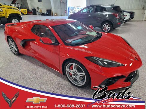 Used 2024 Chevrolet Corvette Stingray Premium Conv w/ Z51 Performance Package image 1