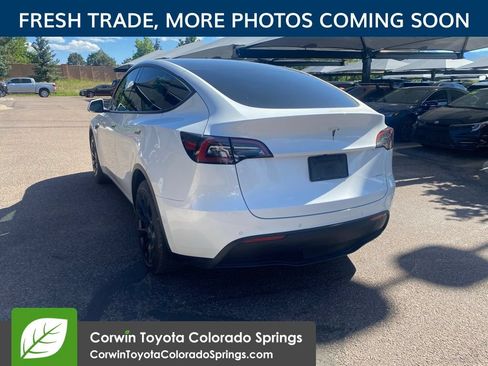 Used 2021 Tesla Model Y Long Range AWD/4WD image 5