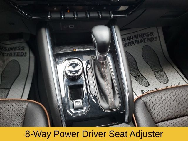 Used 2023 GMC Canyon AT4 w/ AT4 Premium Package AWD/4WD image 19