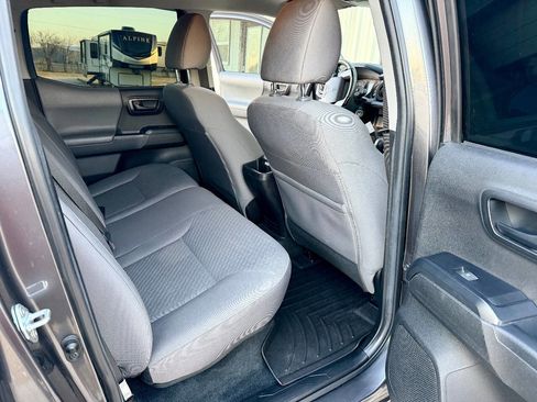 Used 2023 Toyota Tacoma SR w/ SR Convenience Package image 16