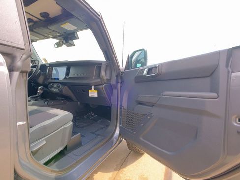 New 2025 Ford Bronco Big Bend image 15