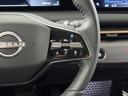 Used 2025 Nissan Ariya AWD image 12