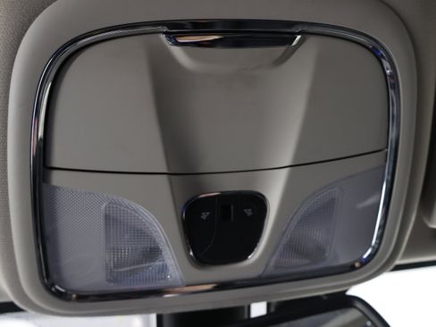 Used 2016 Jeep Cherokee Trailhawk w/ Comfort/Convenience Group image 56