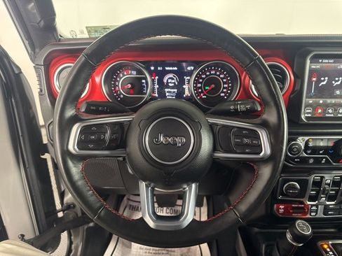 Used 2022 Jeep Wrangler Unlimited Rubicon w/ Cold Weather Group image 19