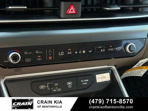 New 2026 Kia Carnival FWD image 17