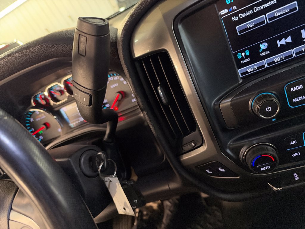 Used 2017 Chevrolet Silverado 1500 LT w/ All Star Edition AWD/4WD image 25