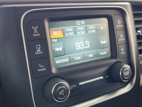 Used 2017 RAM 2500 Tradesman w/ Chrome Appearance Group image 21