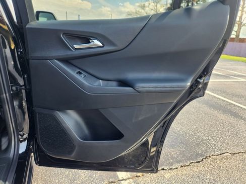 New 2026 Chevrolet Equinox LT image 24