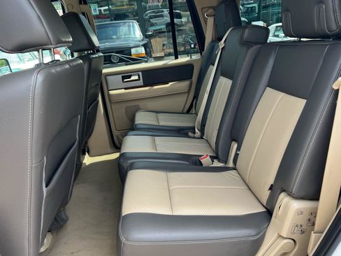 Used 2007 Ford Expedition Eddie Bauer AWD/4WD image 9