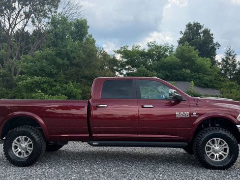 Used 2018 RAM 2500 Laramie AWD/4WD image 9