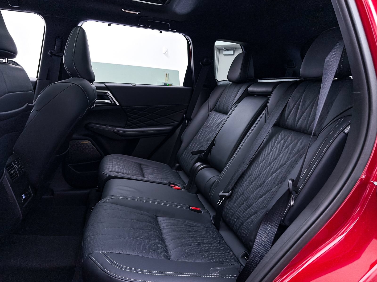 Used 2026 Mitsubishi Outlander SEL Black Edition FWD image 29
