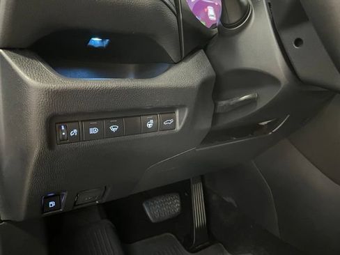 Used 2020 Toyota RAV4 XSE AWD/4WD image 16