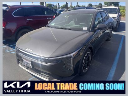 Certified 2025 Kia K4 EX