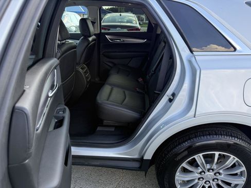 Used 2017 Cadillac XT5 Luxury FWD image 10