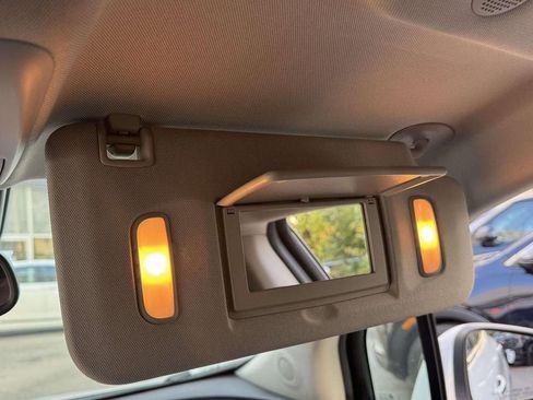 Used 2022 Buick Encore Preferred w/ Safety Package image 30