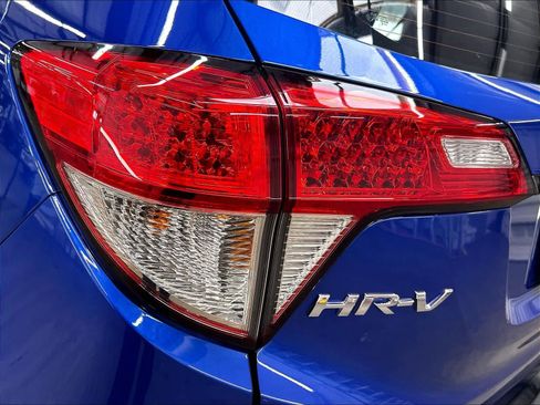 Used 2019 Honda HR-V Sport image 24
