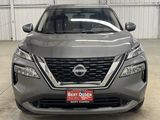 Used 2023 Nissan Rogue SV image 2