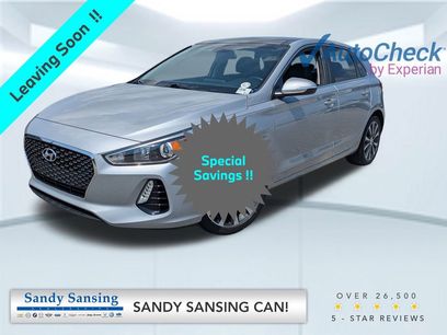Used 2020 Hyundai Elantra GT w/ Style Package 02