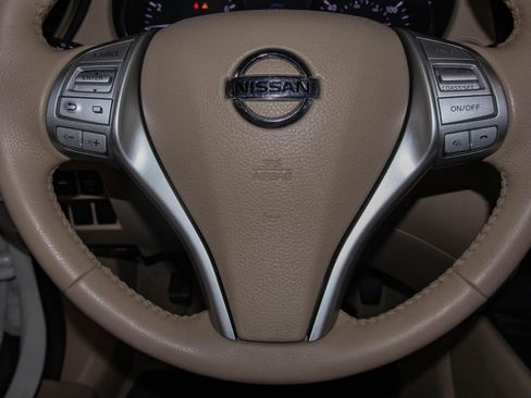 Used 2015 Nissan Rogue SL w/ SL Premium Package image 12