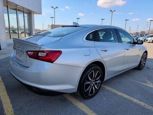 Used 2018 Chevrolet Malibu LT image 7