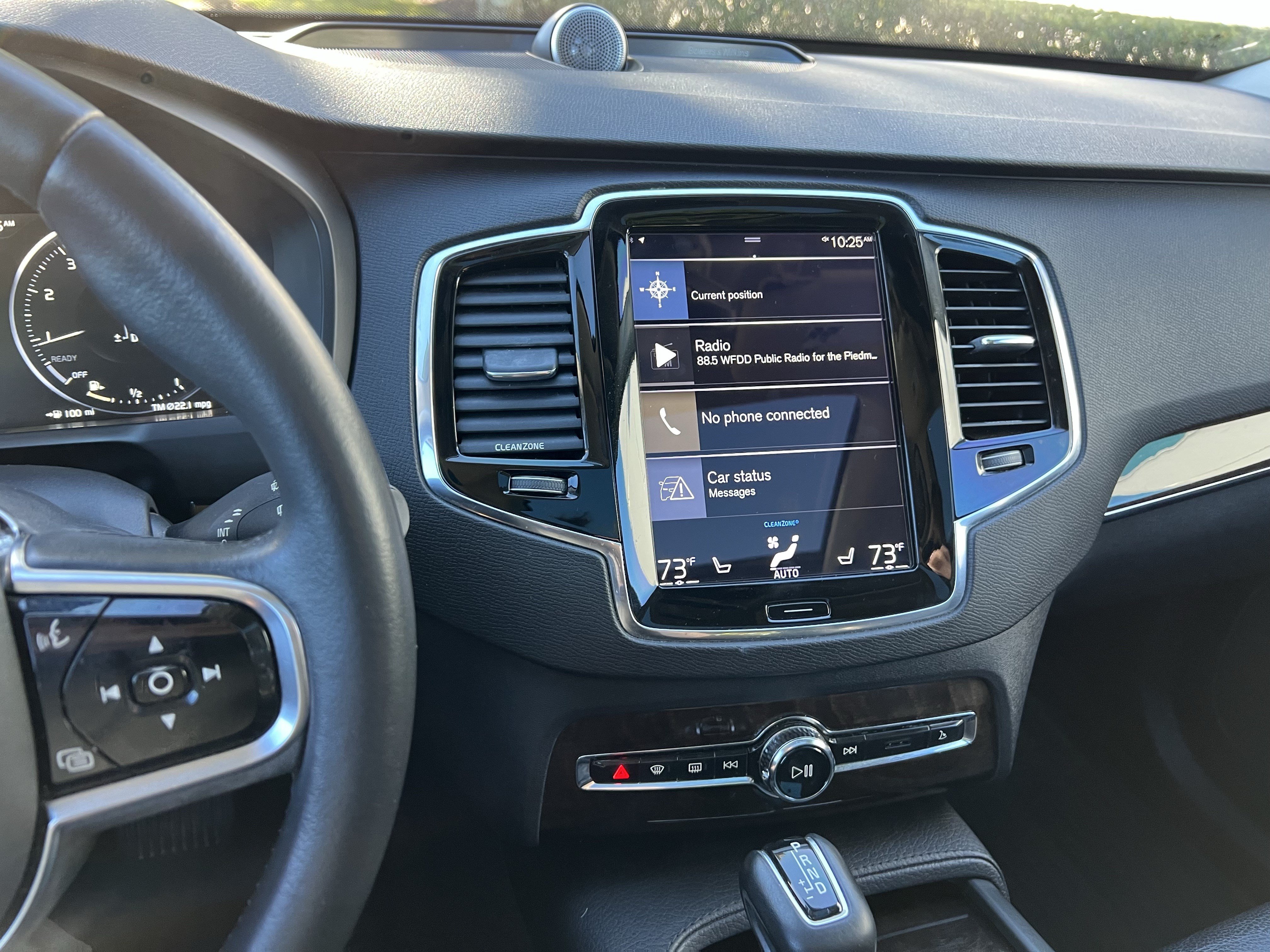 Used 2016 Volvo XC90 T6 Momentum w/ Momentum Plus Package AWD/4WD image 31