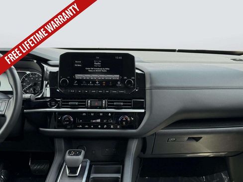 Certified 2025 Nissan Pathfinder SL w/ Cargo Package AWD/4WD image 18