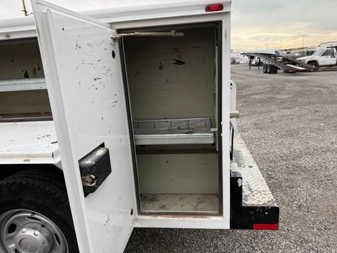 Used 2017 Ford F350 XL image 30