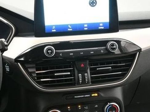 Used 2022 Ford Escape SE FWD image 20