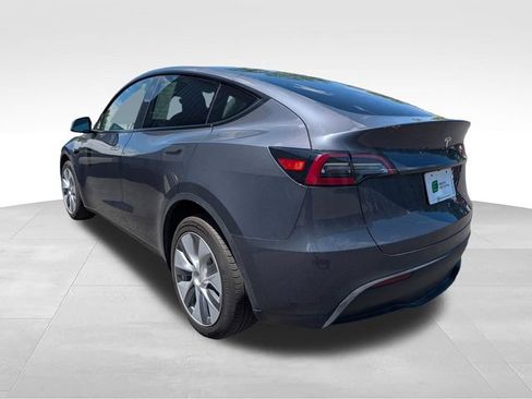 Used 2023 Tesla Model Y Long Range AWD/4WD image 5