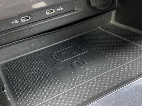 Used 2021 Volkswagen Tiguan SE FWD image 20