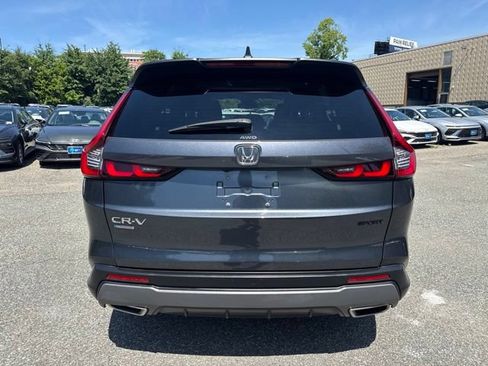 Used 2023 Honda CR-V Sport image 16