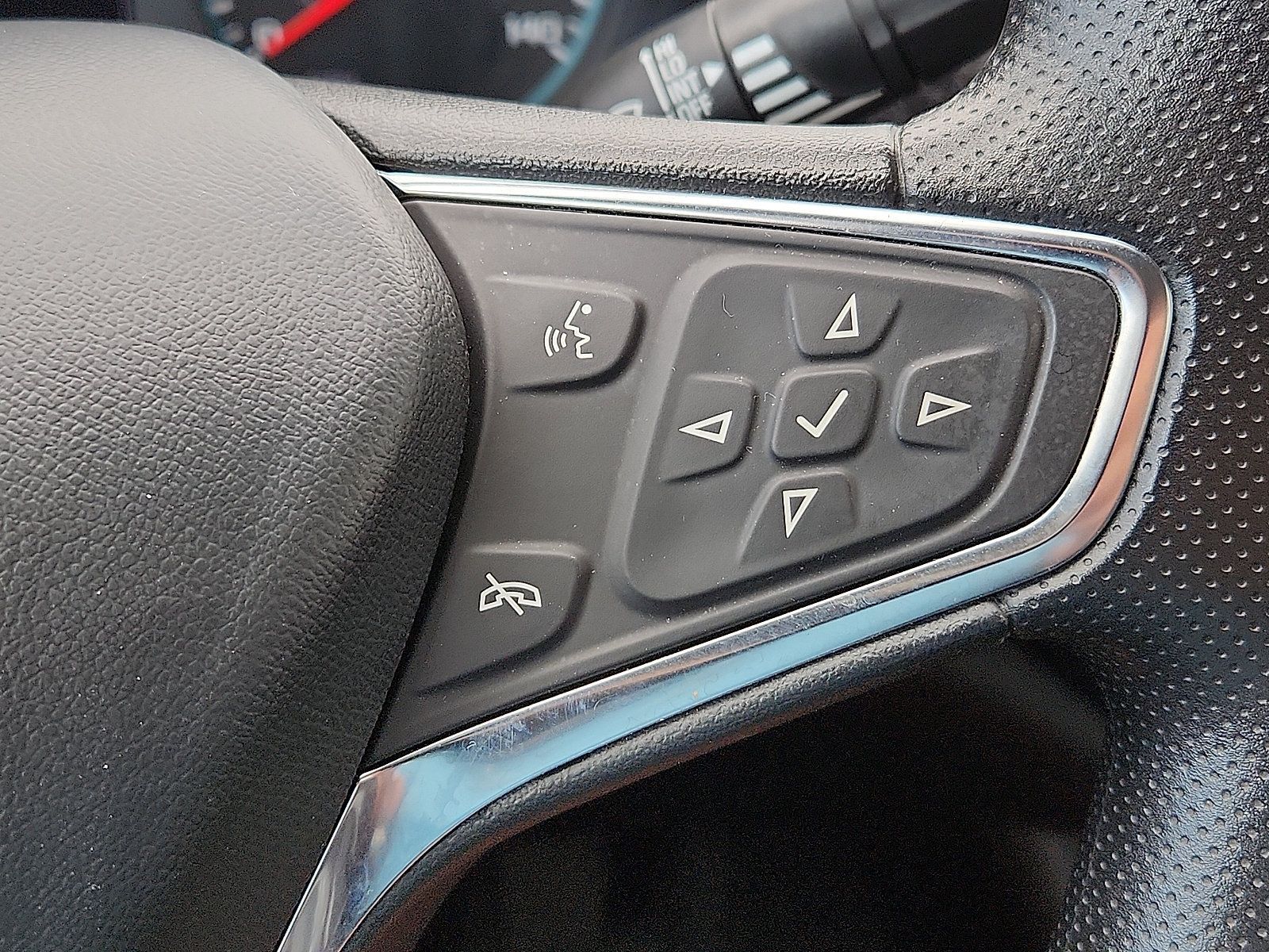 Used 2024 Chevrolet Malibu LT FWD image 18