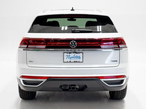 Used 2025 Volkswagen Atlas Cross Sport SEL AWD/4WD image 36
