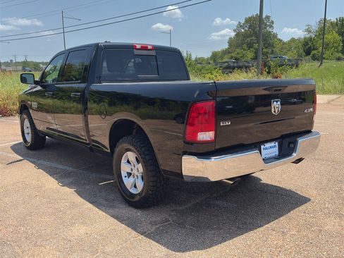 Used 2020 RAM 1500 Classic SLT AWD/4WD image 24