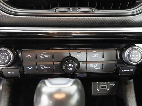 Used 2023 Jeep Compass Altitude image 26