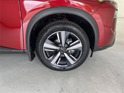 Certified 2024 Nissan Rogue SL image 14