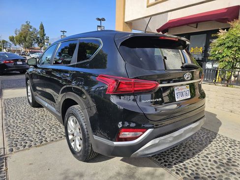 Used 2020 Hyundai Santa Fe SE w/ Cargo Package image 7