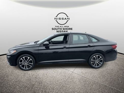 Used 2025 Volkswagen Jetta Sport image 7