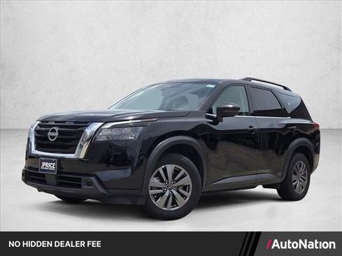 Used 2025 Nissan Pathfinder SV AWD/4WD image 1