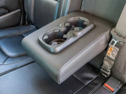 Used 2018 Chevrolet Colorado ZR2 image 39