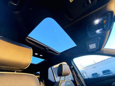 Used 2023 Chevrolet Traverse Premier w/ Redline Edition image 23