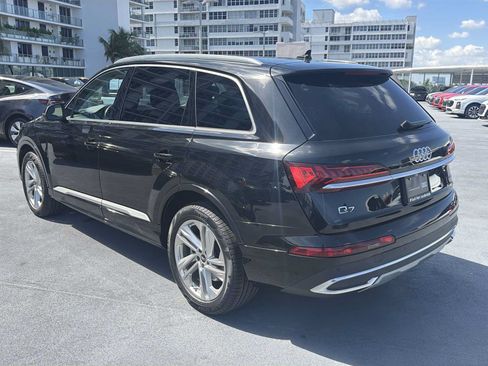 Used 2023 Audi Q7 3.0T Premium Plus w/ Premium Plus Package AWD/4WD image 4