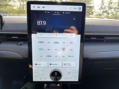 Used 2023 Ford Mustang Mach-E Premium image 18