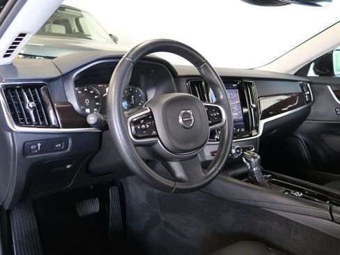 Used 2018 Volvo S90 T6 Momentum AWD/4WD image 26