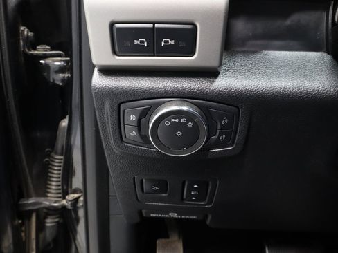 Used 2019 Ford F350 Lariat w/ Lariat Ultimate Package image 28