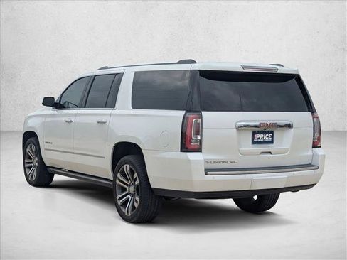 Used 2020 GMC Yukon XL Denali w/ Denali Ultimate Package AWD/4WD image 7